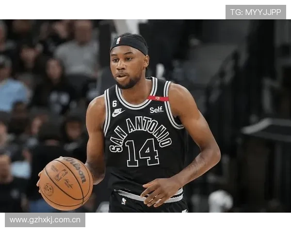 开拓者队新赛季阵容调整 期待新星带队冲击季后赛