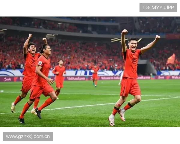 国足客场力拼强敌世预赛关键战引发全国球迷高度关注新一轮出线形势悬念升级 国足客场力拼强敌世预赛关键战引发全国球迷高度关注新一轮出线形势悬念升级