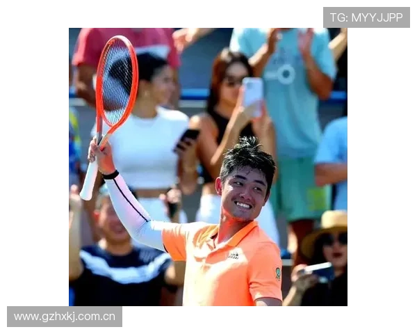 网球赛场风云再起 新星崛起挑战顶级高手 打破历史记录引发热议